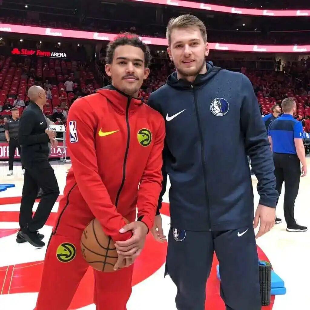 开云体育官网-新生代签名鞋！讨论度极高！已无下文...