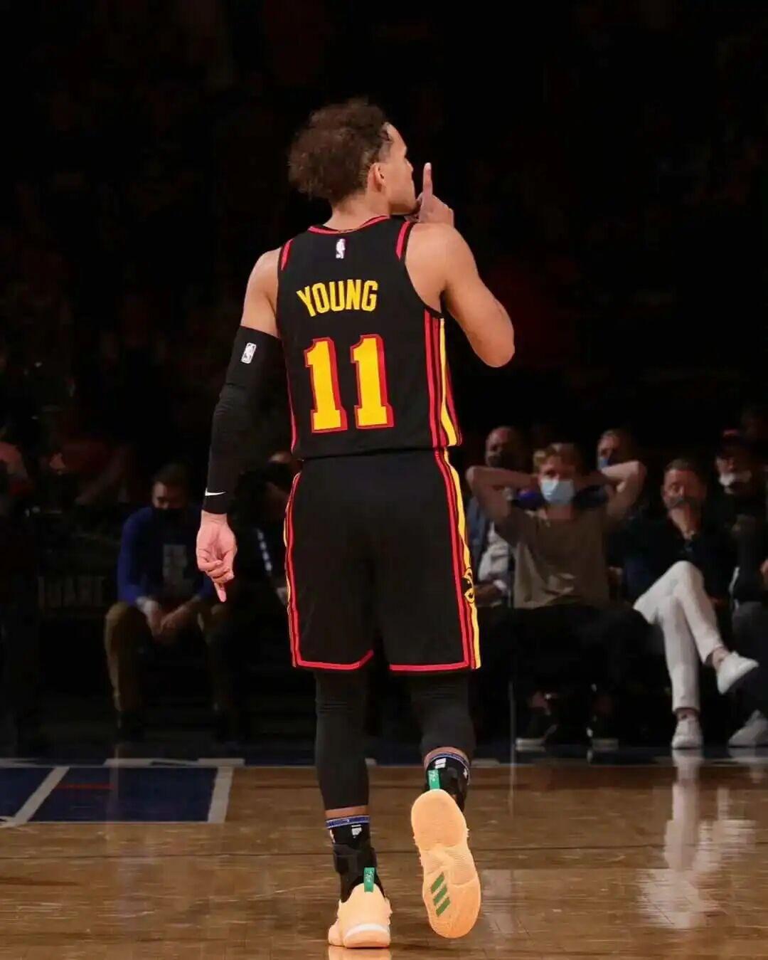 开云体育官网-新生代签名鞋！讨论度极高！已无下文...