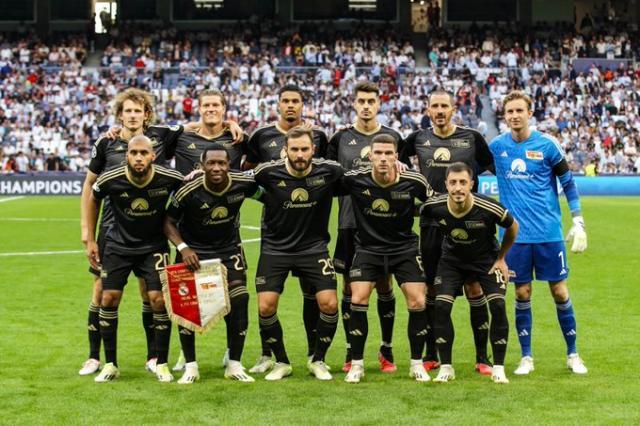 kaiyun-【现场】贝林推倒“柏林墙”，新伯纳乌欧冠首演开门红