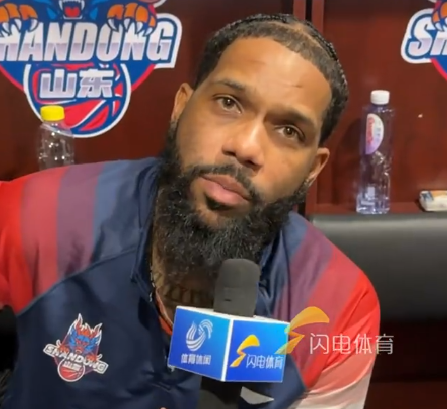 开云体育-胜宁波更衣室！邱彪强调健康与family，鲍威尔因家庭变故而低迷！