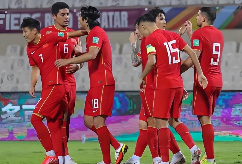 吴少聪为何在中超首轮没被重用？国安队新援发挥出色，让他成替补